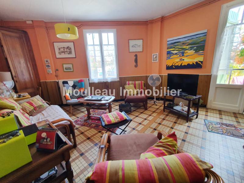 Maison à vendre proche plage et centre de l'Aiguillon
